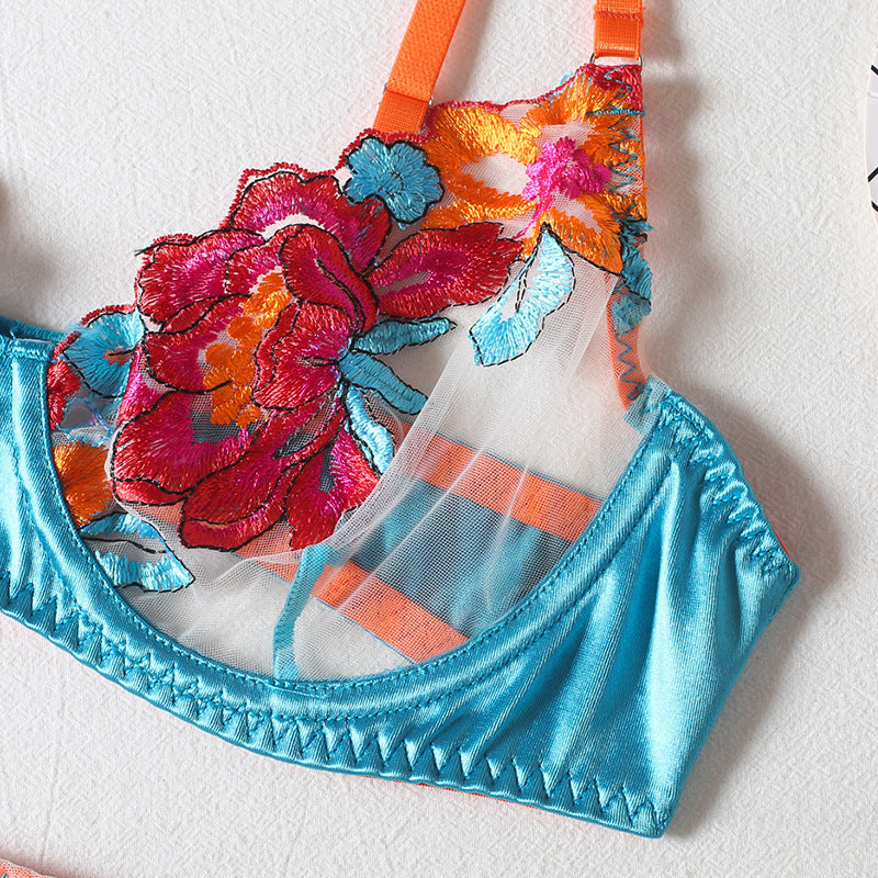 Sexy Four-piece Color Matching Embroidery Big Flower Underwear With Steel Ring