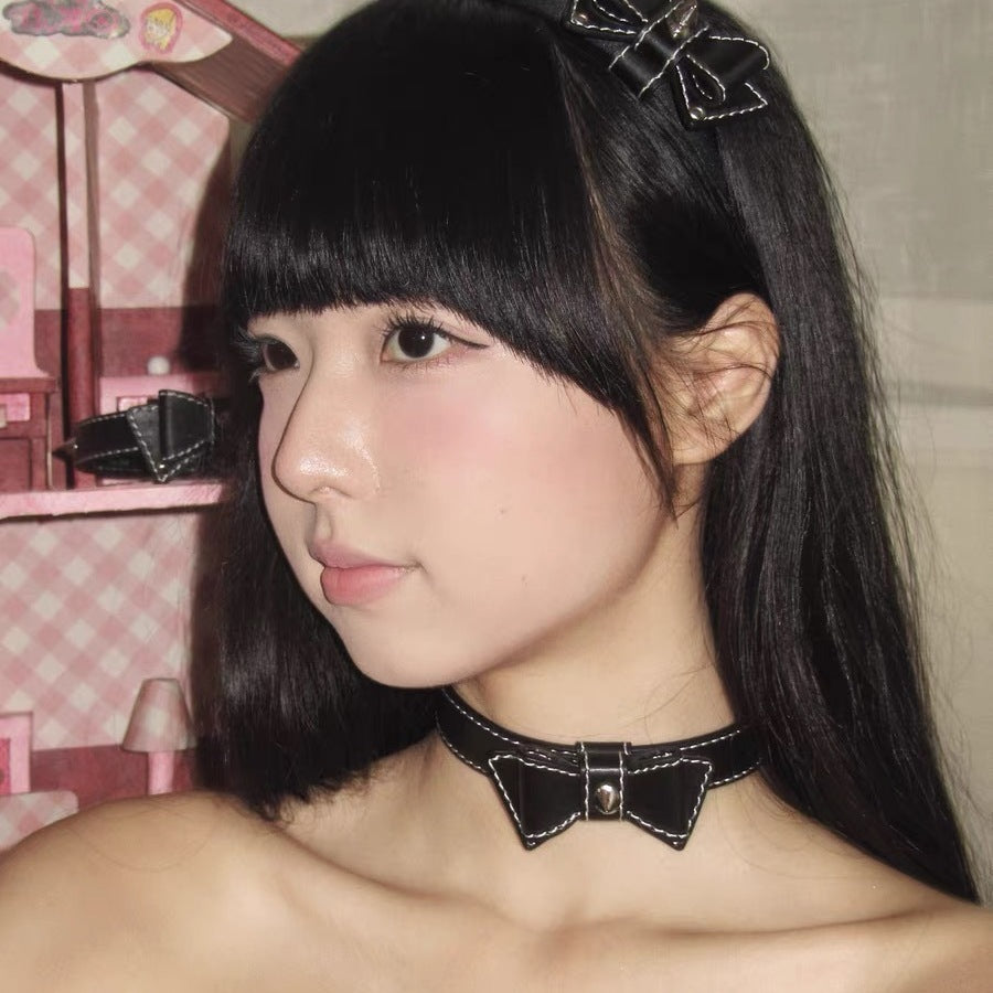Adjustable Bow Choker Collar - Stylish Electroplated U-Shaped Necklace in Red, Black, and Pink