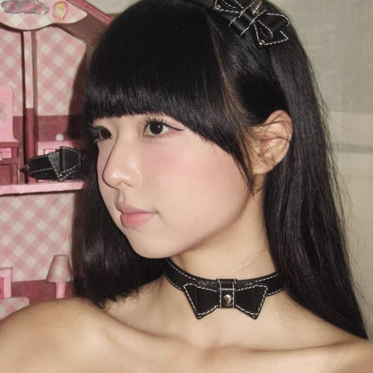 Adjustable Bow Choker Collar - Stylish Electroplated U-Shaped Necklace in Red, Black, and Pink
