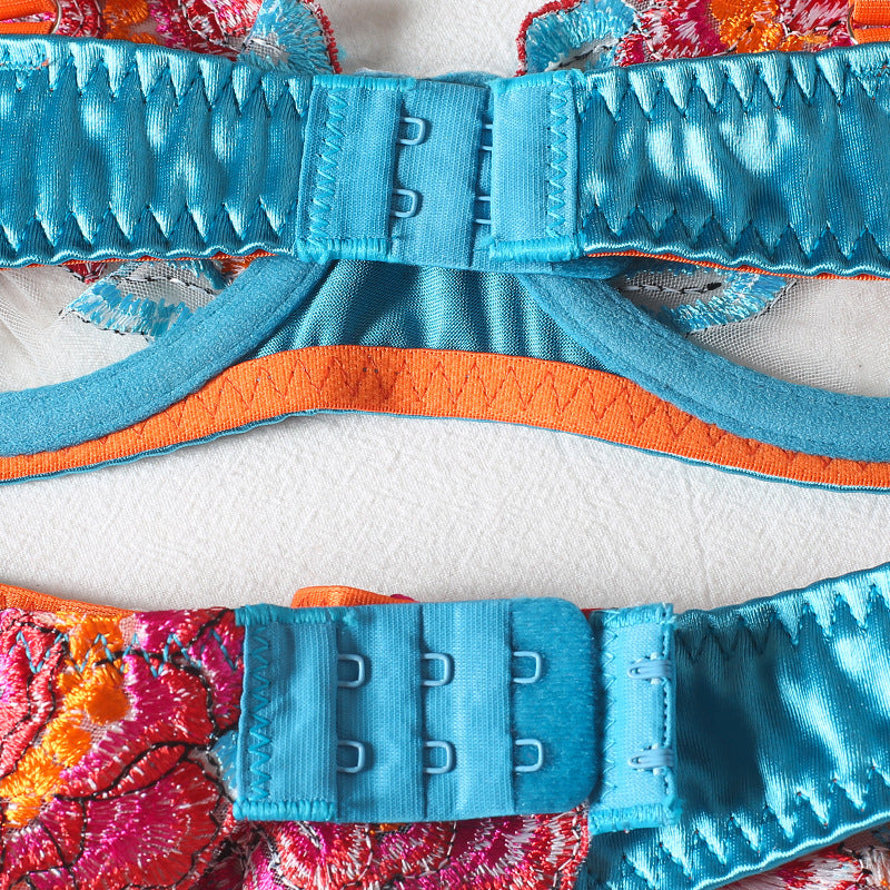 Sexy Four-piece Color Matching Embroidery Big Flower Underwear With Steel Ring